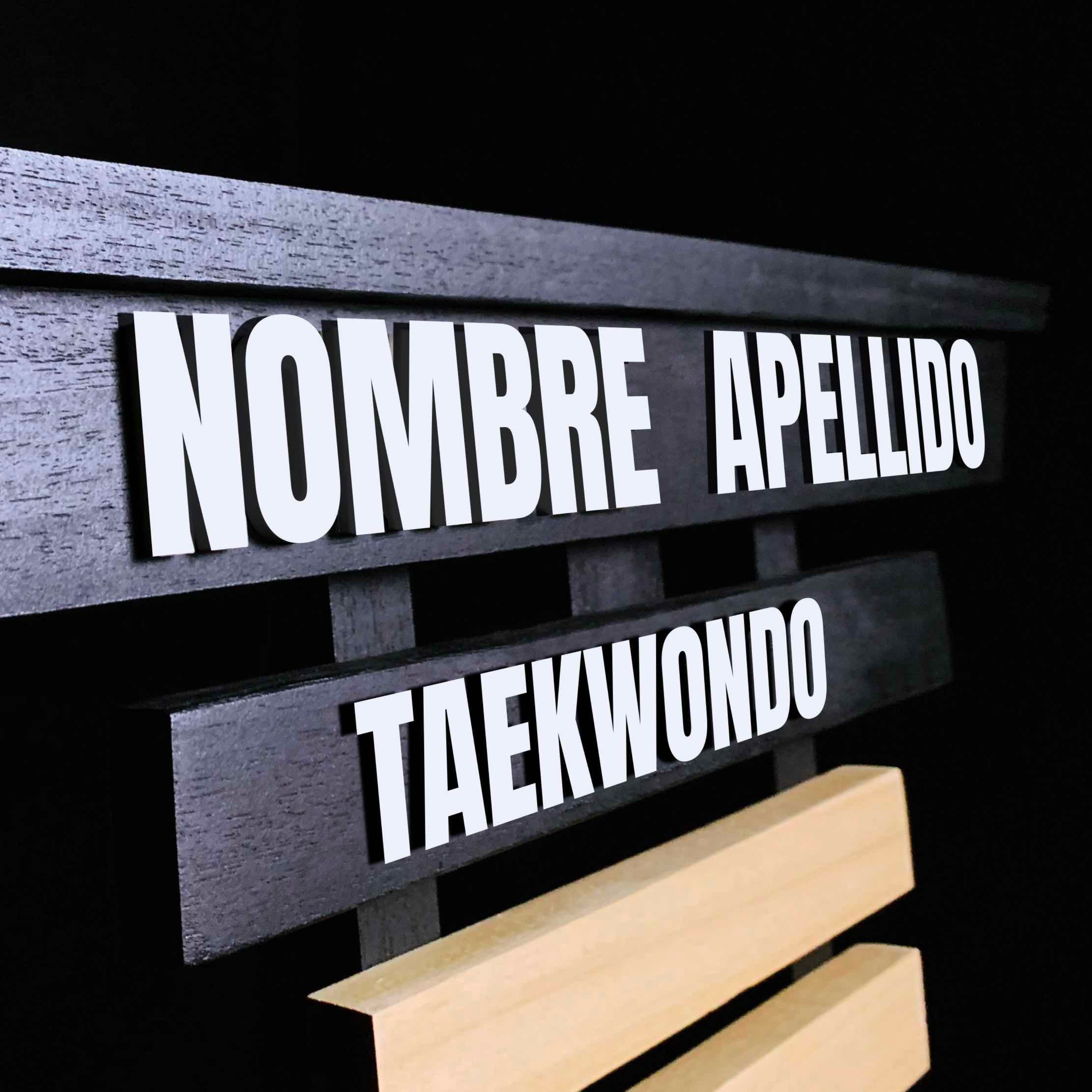 Porta Cinturones Personalizable Artes Marciales